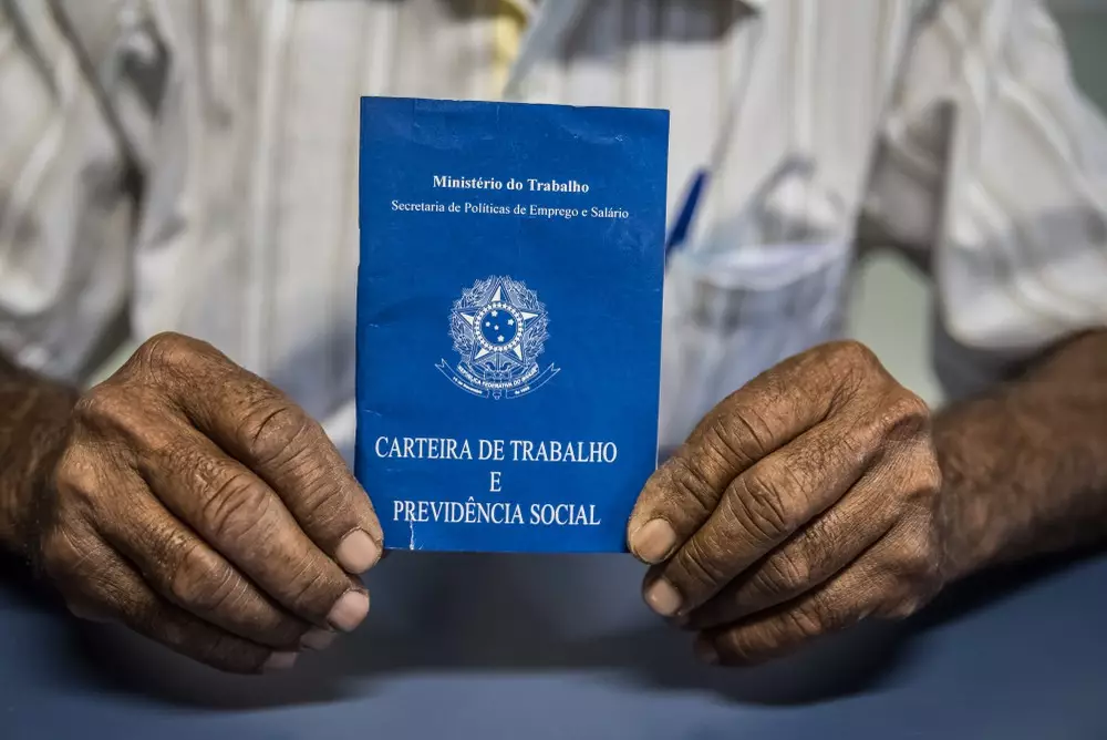 Trabalho sem carteira assinada: perdi meus direitos?